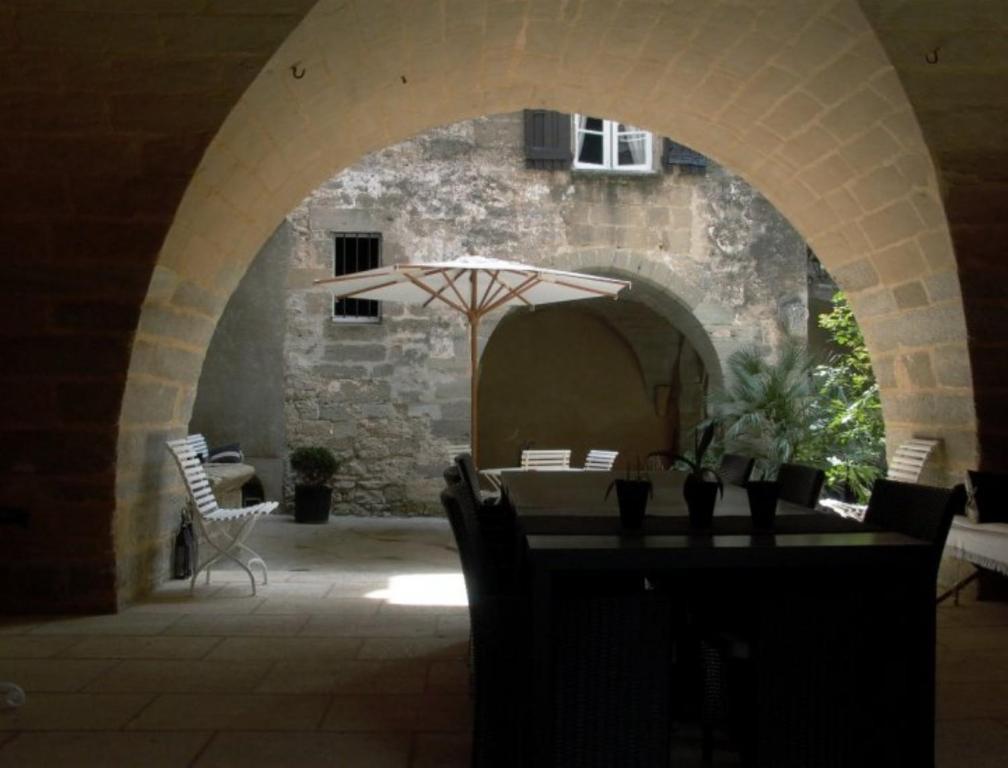 Bed and Breakfast Monte Arena Montaren-et-Saint-Mediers Экстерьер фото
