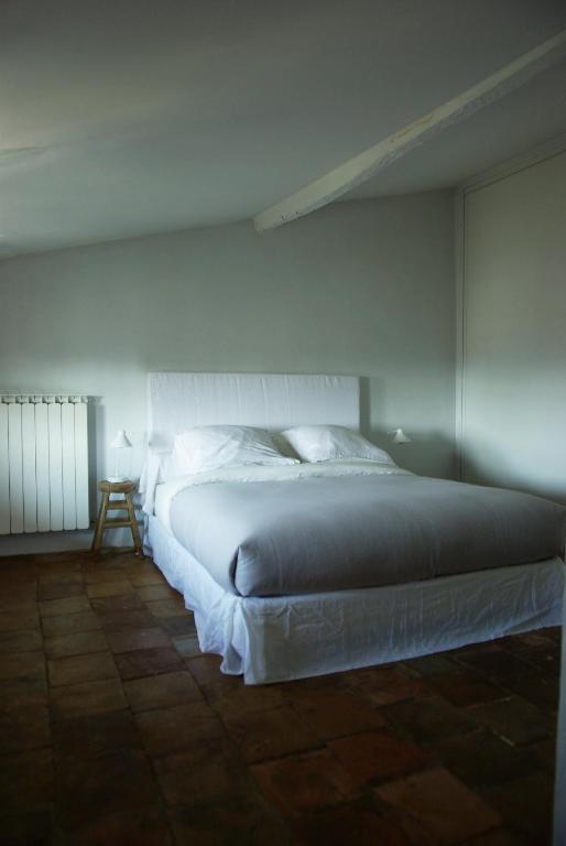 Bed and Breakfast Monte Arena Montaren-et-Saint-Mediers Экстерьер фото